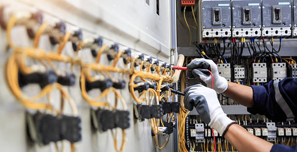 Professional Electrician technician working in Bell, CA